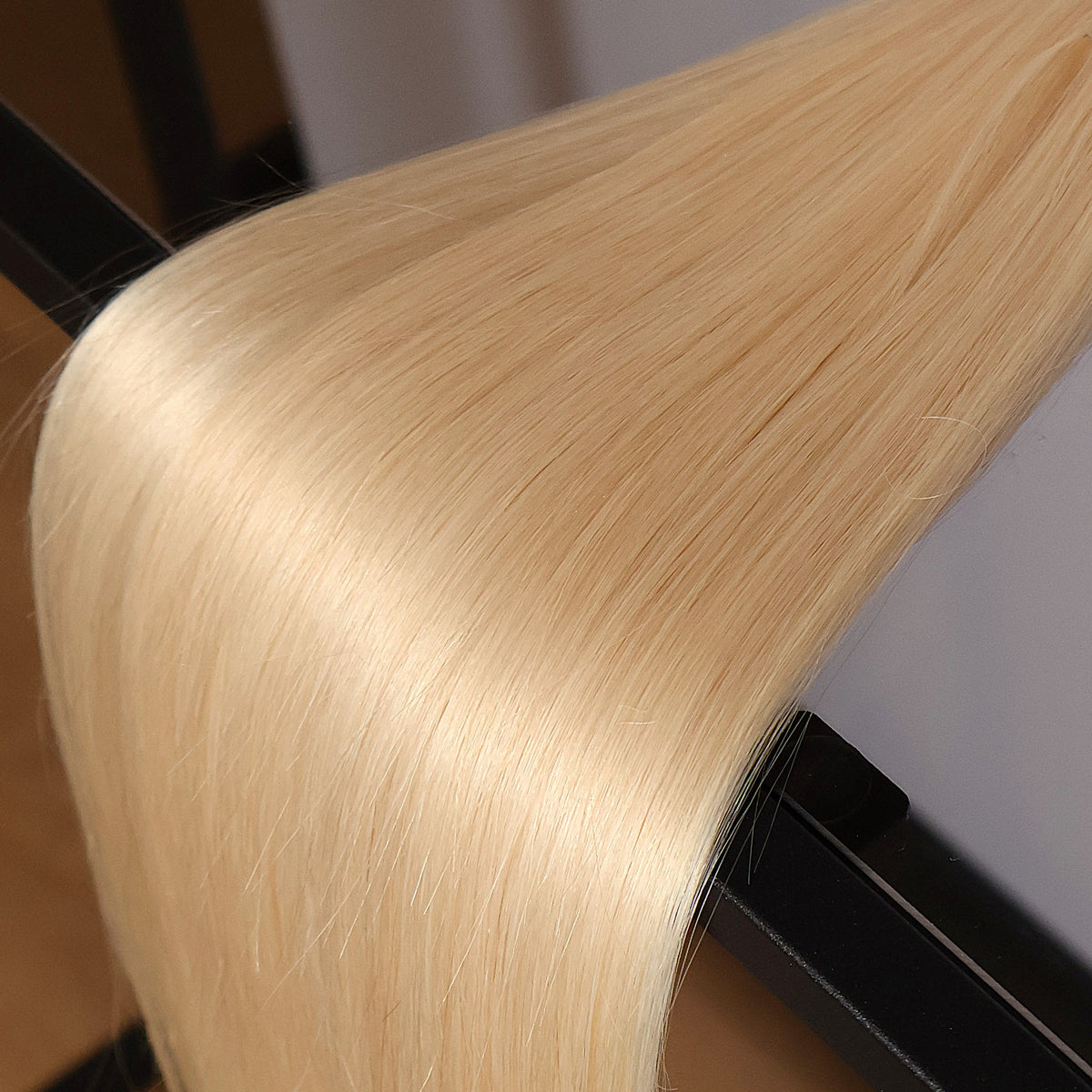 Genius Weft - Tressen - 100% Echthaar - Bleach Blonde