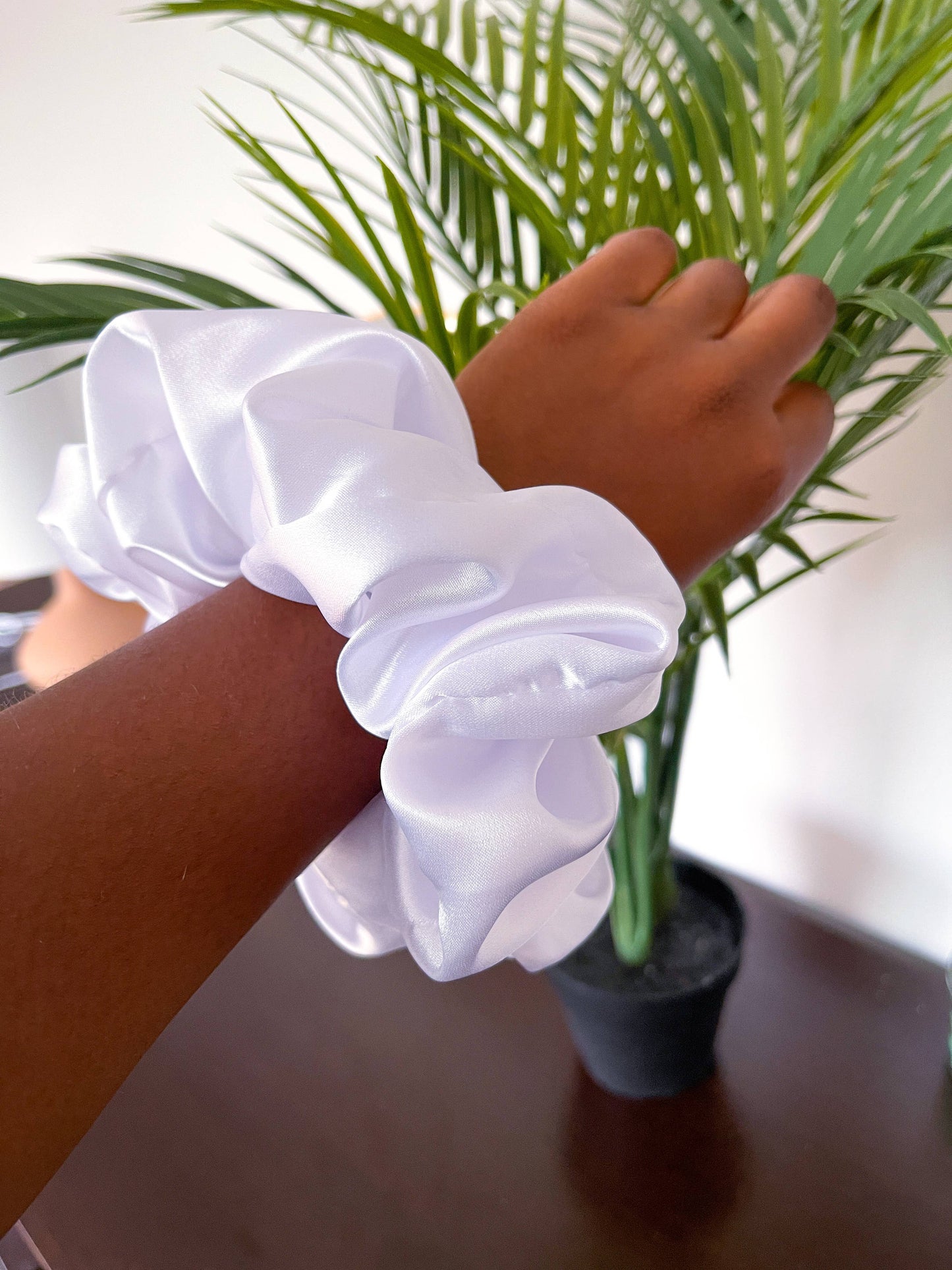 Großer Scrunchie aus Satin