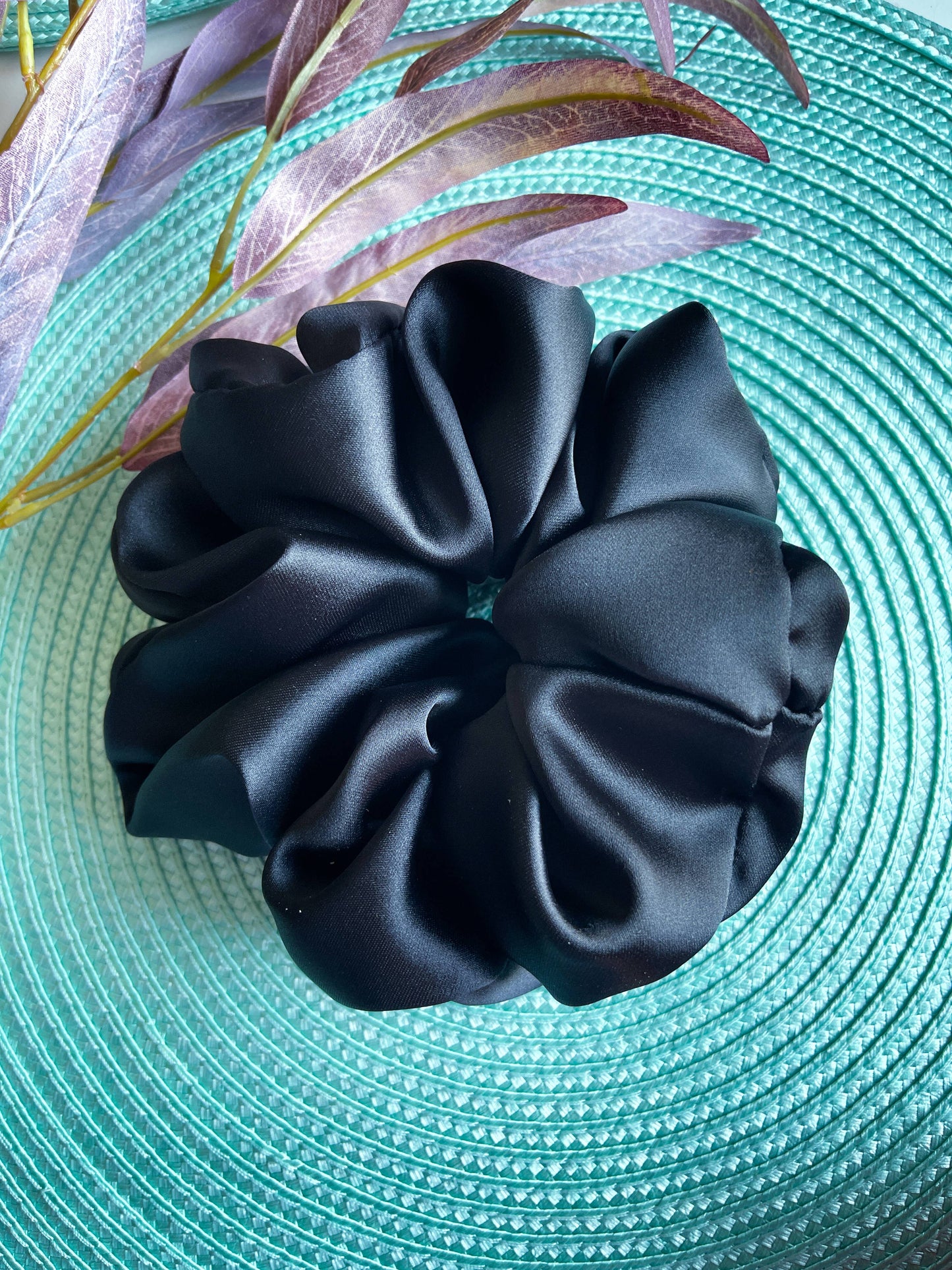 Großer Scrunchie aus Satin